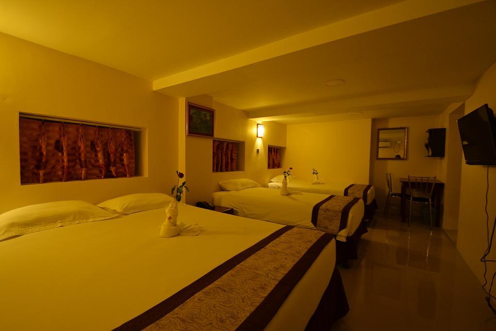 Family Treasure Yangon Hotel Екстериор снимка