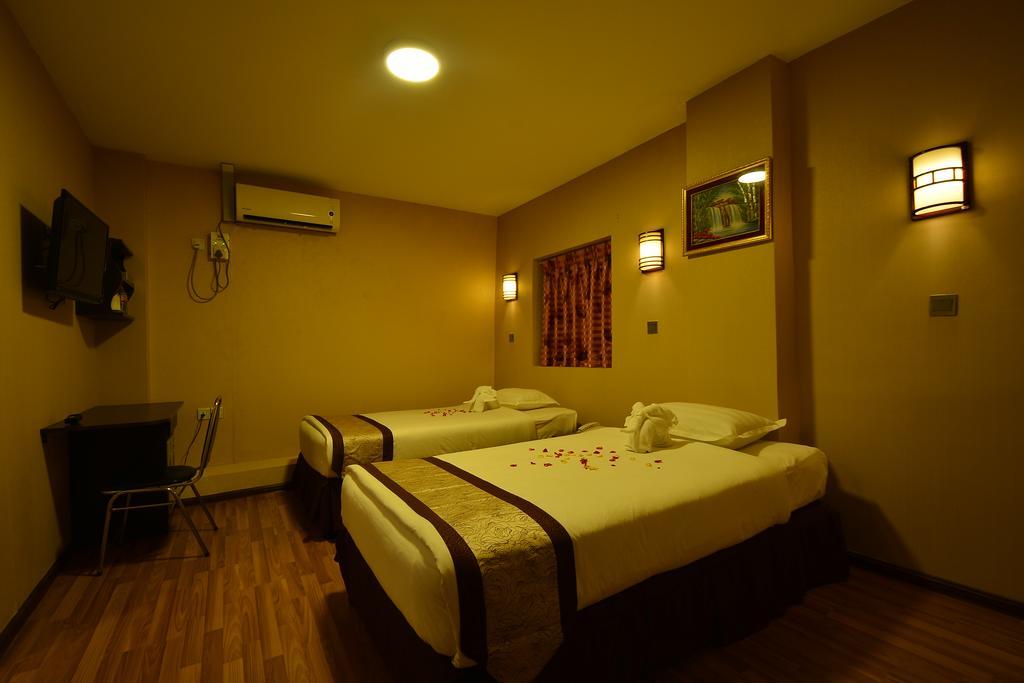 Family Treasure Yangon Hotel Екстериор снимка
